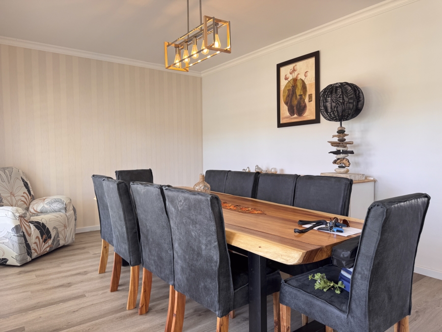 3 Bedroom Property for Sale in Country Club Western Cape